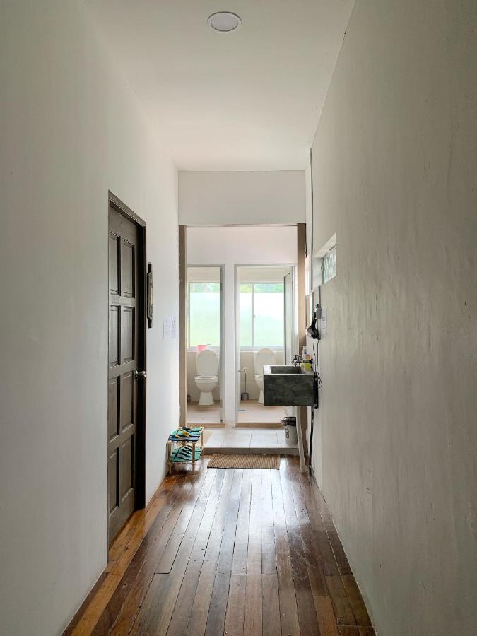 Hornbill'S Nest Kuching Hostel Екстериор снимка